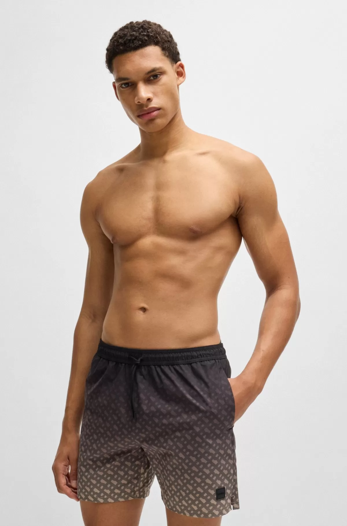 HUGO BOSS Badebukser Med Monogramprint, Et Slidt Look Og Logomærkat Sort Fashion