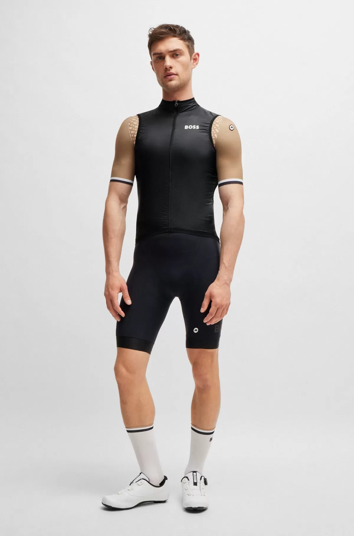 HUGO BOSS BOSS X ASSOS Sammenfoldelig Vindvest Med åndbar Meshryg Sort Outlet
