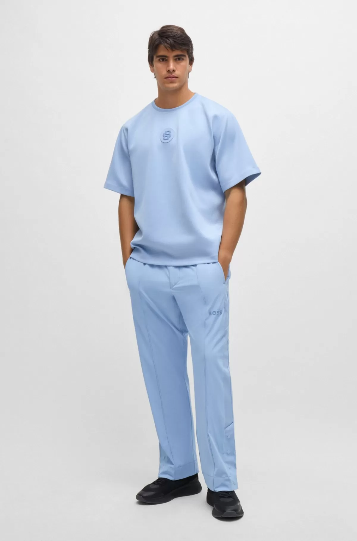 HUGO BOSS Bukser Med Relaxed Fit Og Badge Med Dobbeltmonogram Lyseblå New