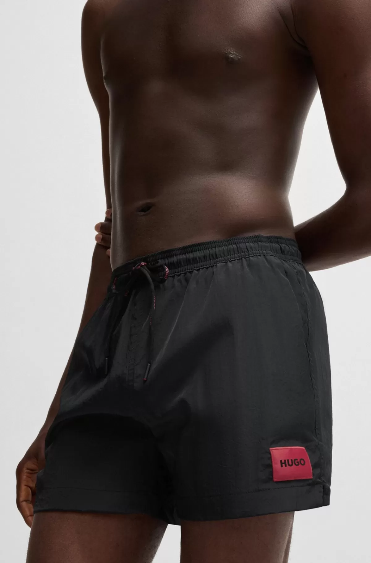 HUGO BOSS Fuldt Forede Badeshorts Med Rødt Logomærkat Sort Hot