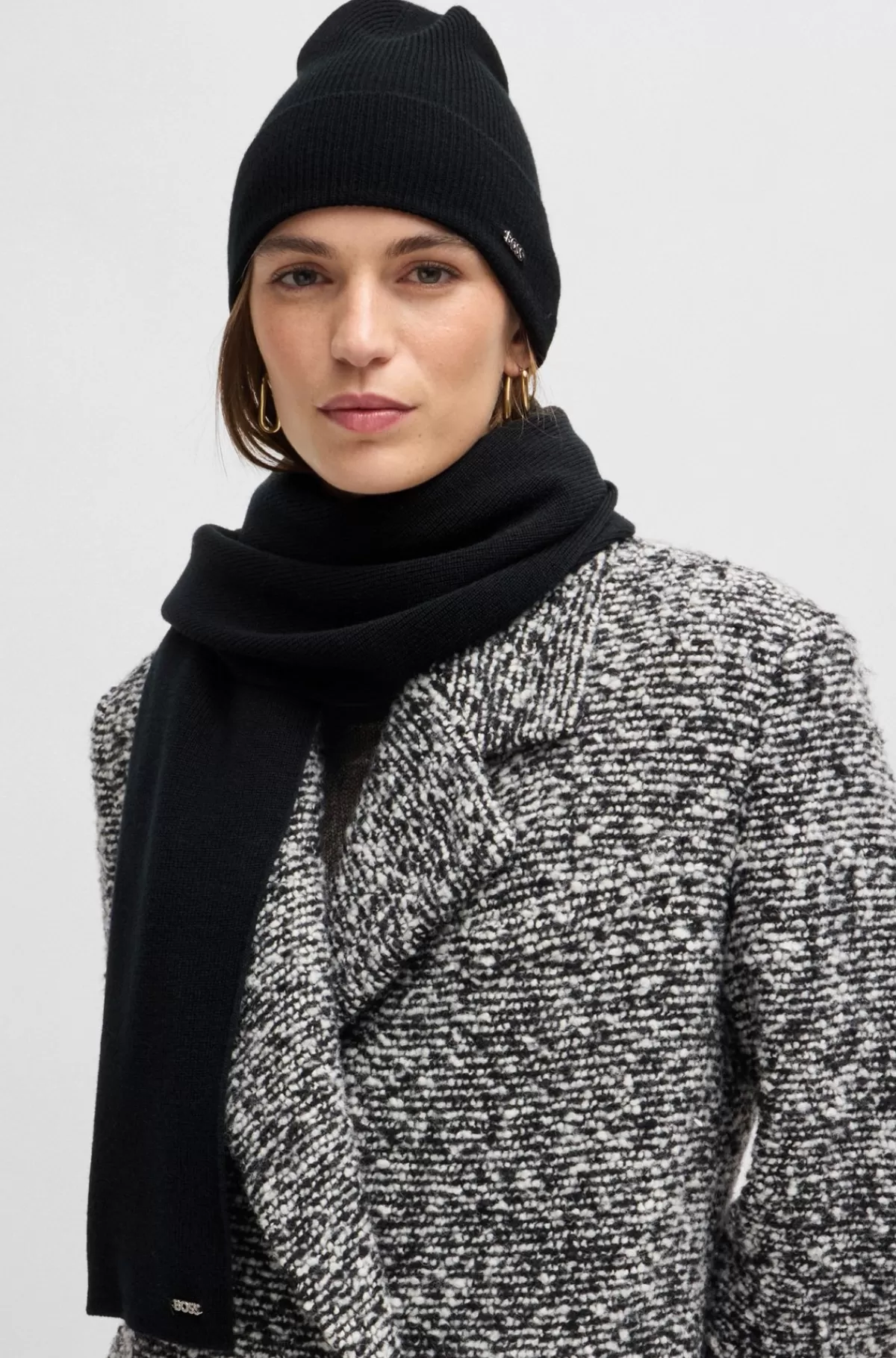 HUGO BOSS Gavesæt Bestående Af Ribstrikket Hue Og Tørklæde Sort Best