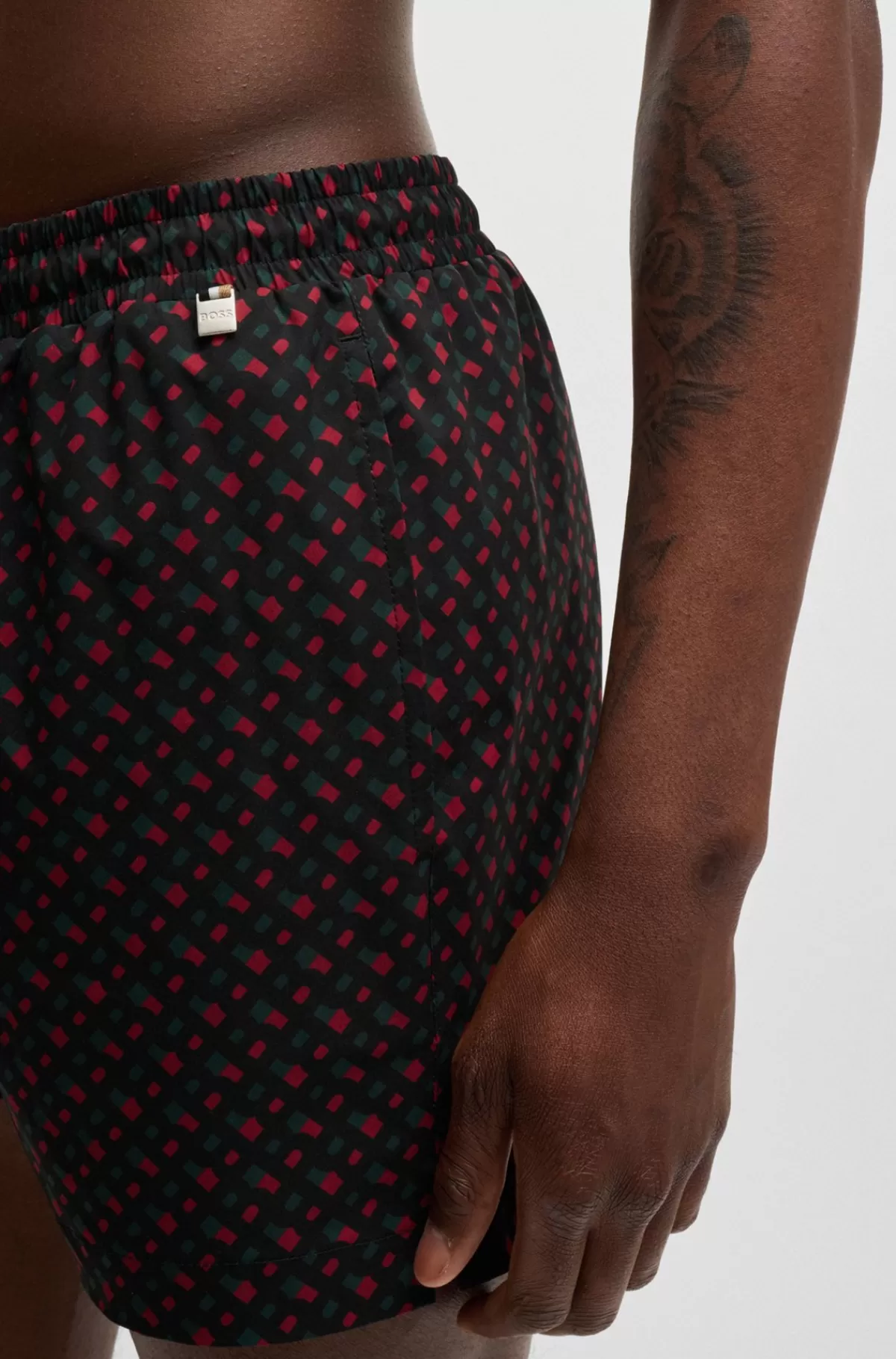 HUGO BOSS Helforede Og Hurtigtørrende Badeshorts Med Monogramprint Mørkerød Store