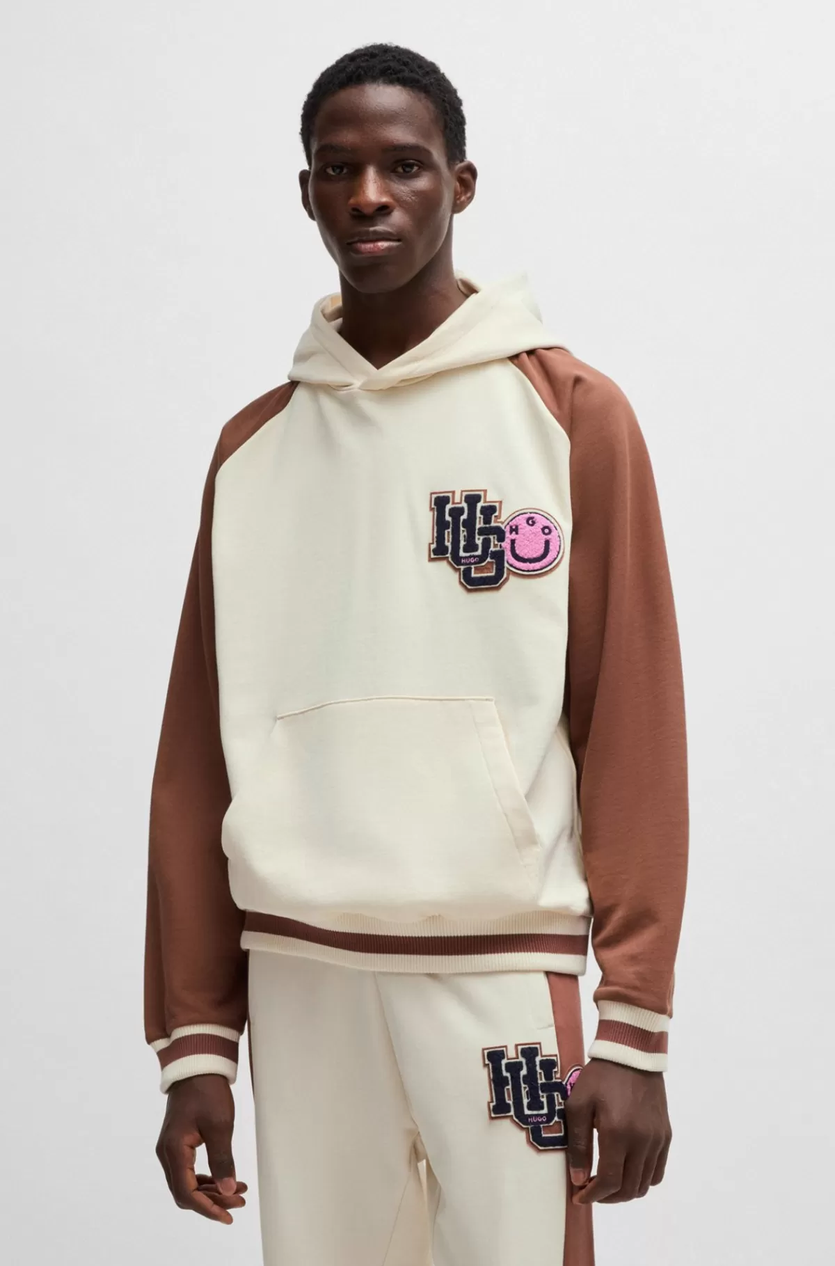 HUGO BOSS Hættetrøje I Sweatkvalitet Med Varsity-inspireret Logomærke Naturlig Discount