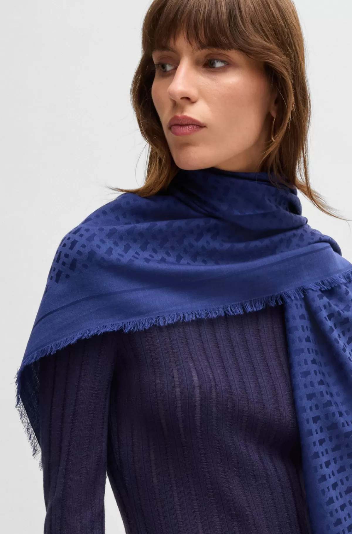 HUGO BOSS Jacquard-tørklæde Med Monogrammønster Og Korte Frynser Blå Flash Sale