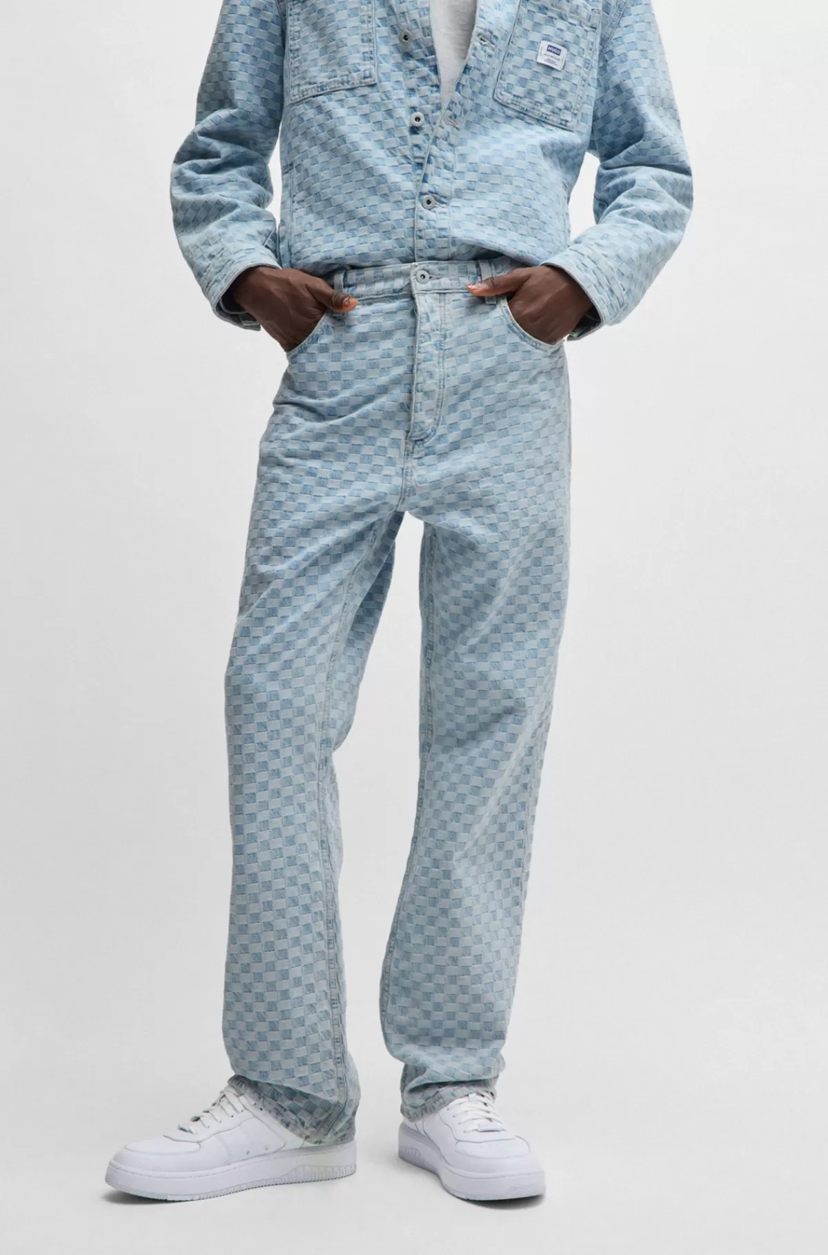 HUGO BOSS Jeans Med Baggy Fit I Skakternet Denim Lyseblå Store