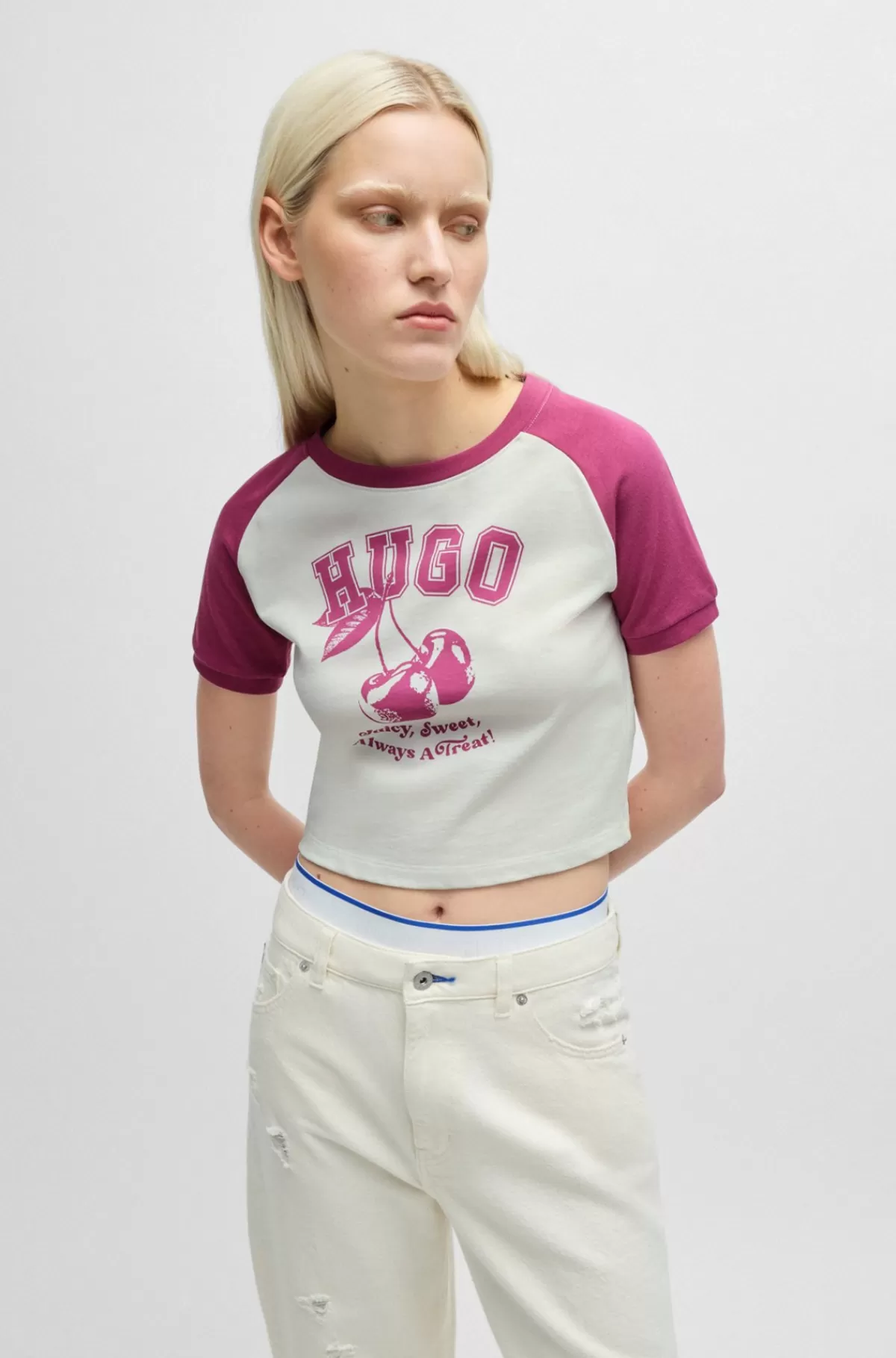 HUGO BOSS Kort T-shirt I Bomuldsjersey Med Varsity-print Lyserød mønstret Outlet