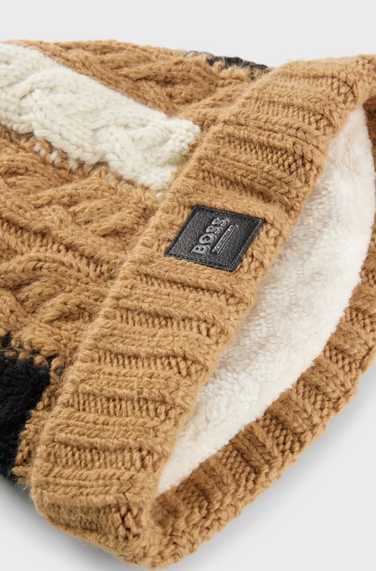 HUGO BOSS Let Hue Til Hestesport Med Pompon Og Signaturfarver Beige Cheap