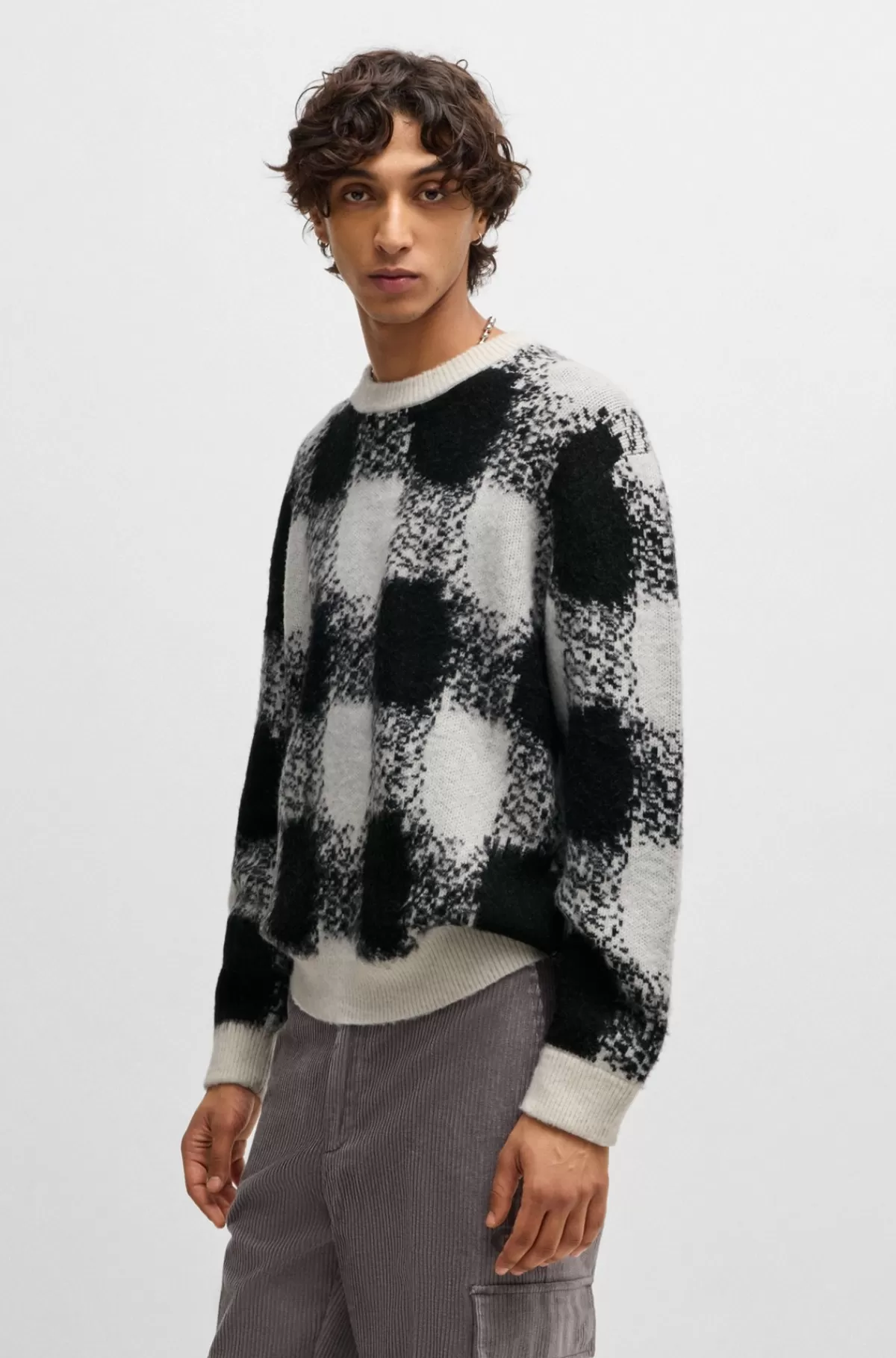 HUGO BOSS Oversize Sweater Med Jacquardstrikket Ternet Mønster Hvid/sort Clearance