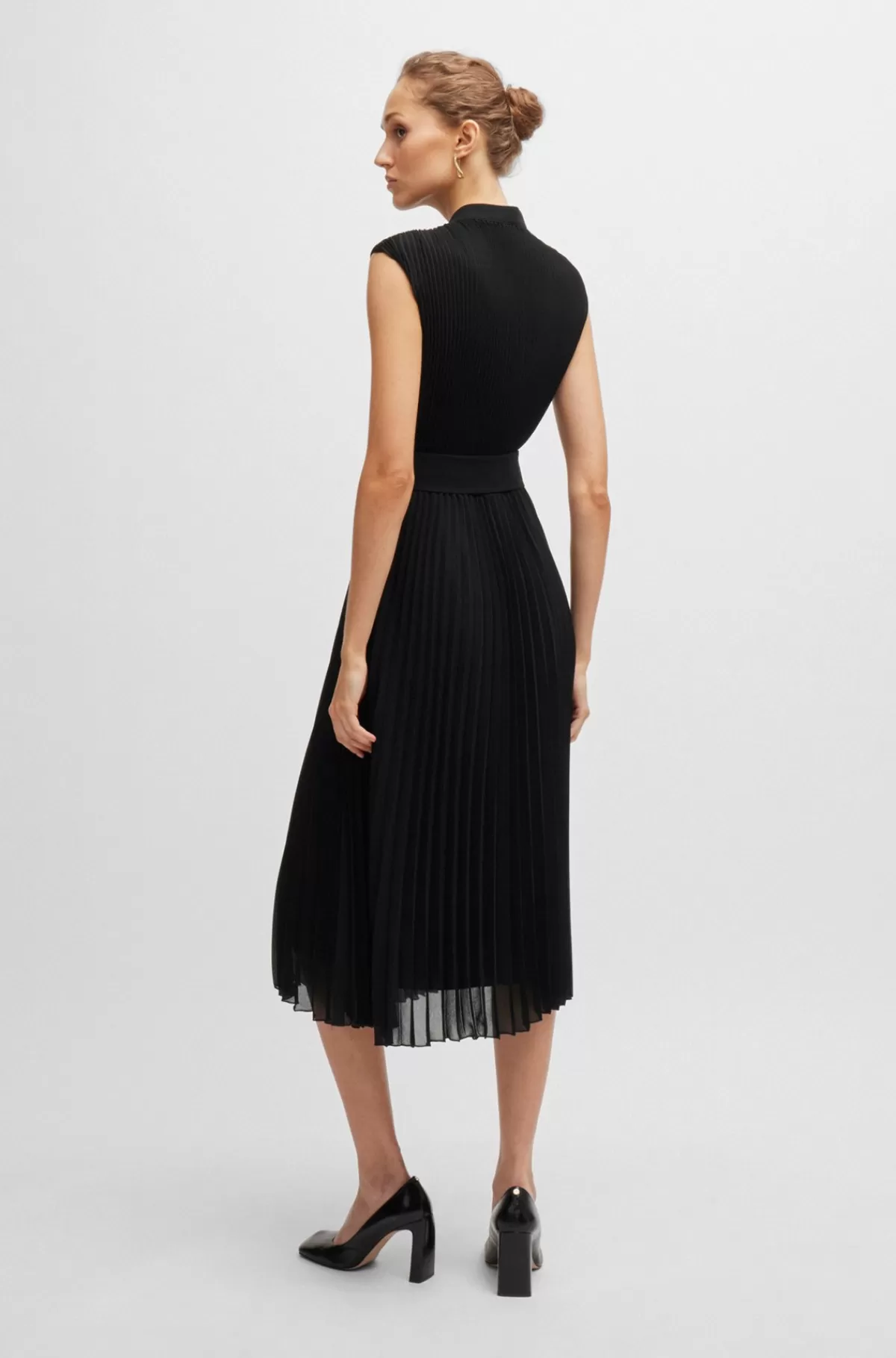 HUGO BOSS Plisseret Crepekjole Med V-hals Sort Cheap