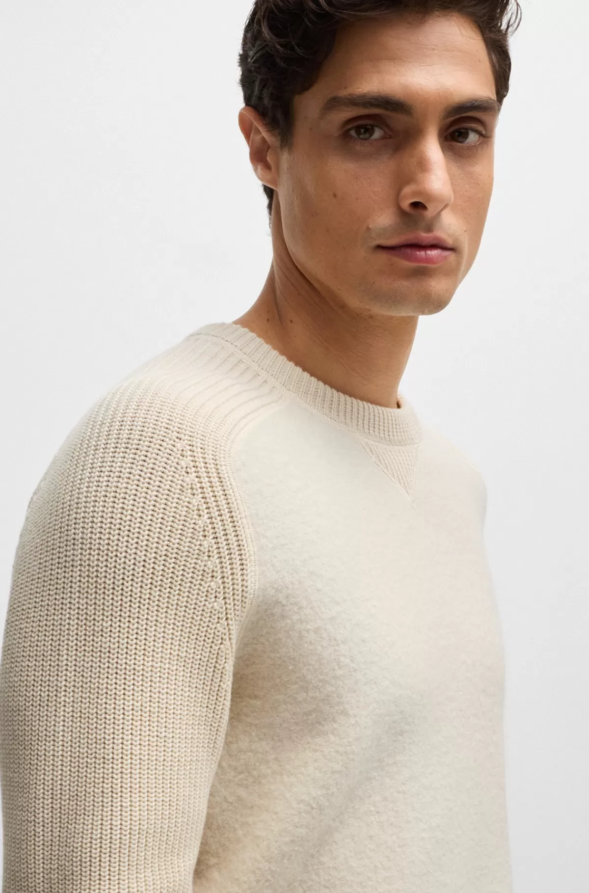 HUGO BOSS Regular Fit Sweater Med Ribmanchetter I Blandede Materialer Naturlig Outlet