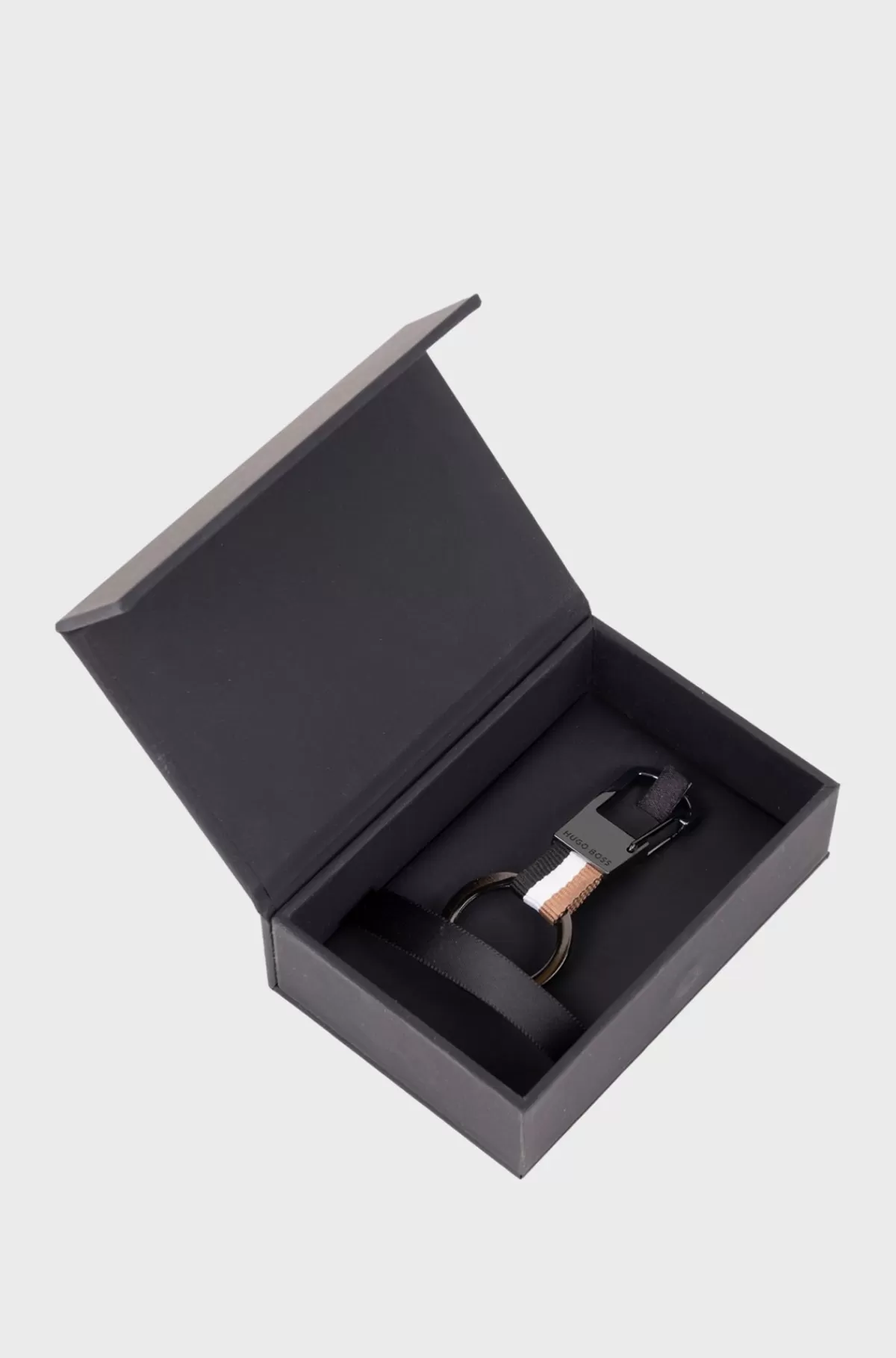 HUGO BOSS Signaturstribet Nøglering Med Detaljer I Mørk Krom Mørkegrå Sale