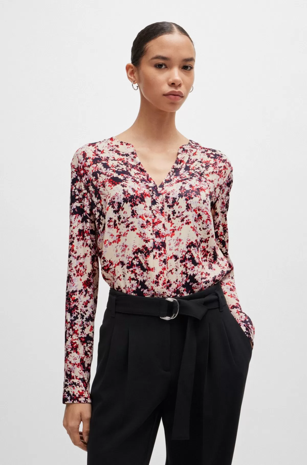 HUGO BOSS Skjorte I Satin Med Blomsterprint Og V-hals Mønstret Best Sale