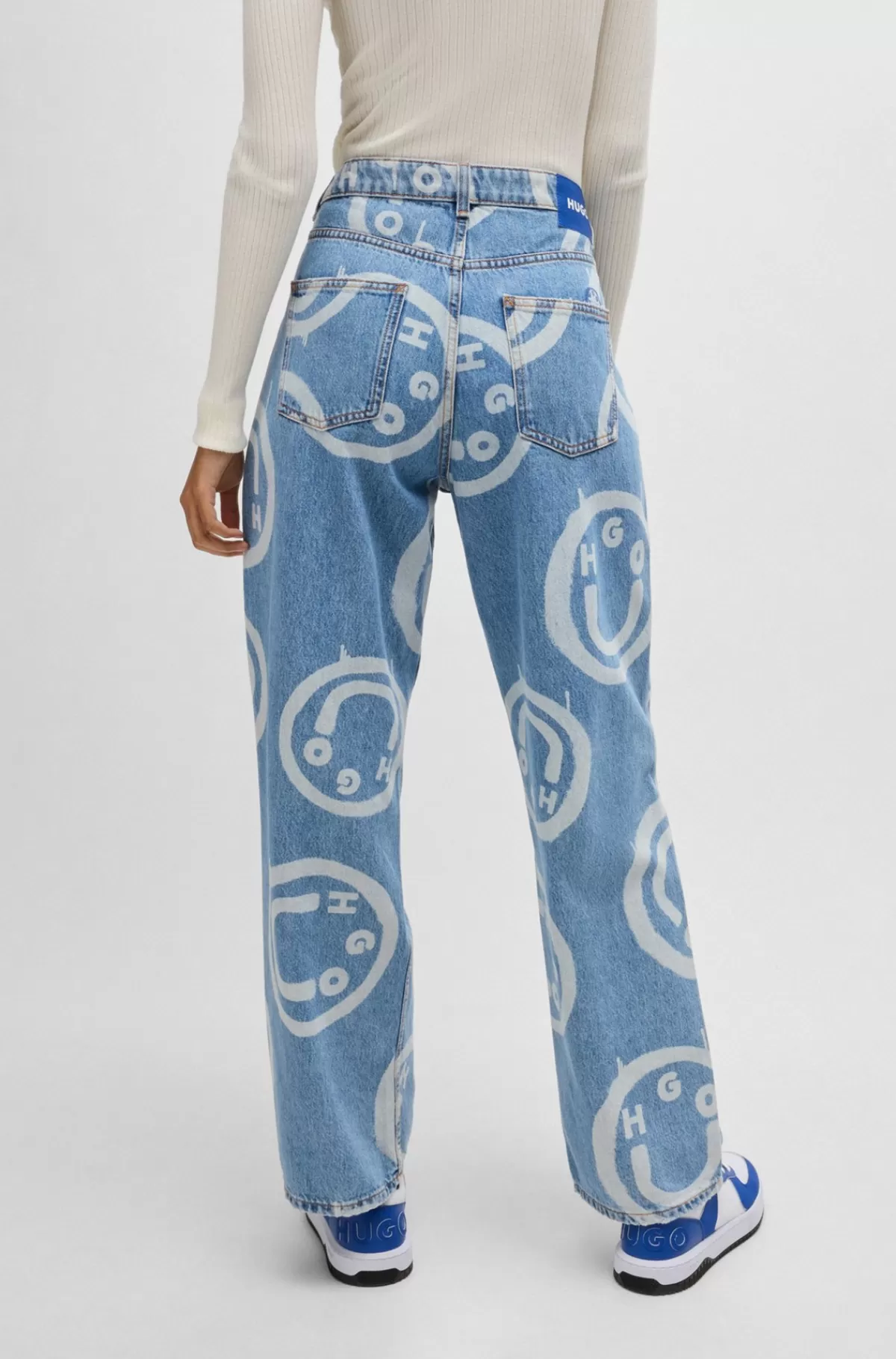 HUGO BOSS Slidte Baggy Fit Jeans Med Happy HUGO Logoer Mønstret Best