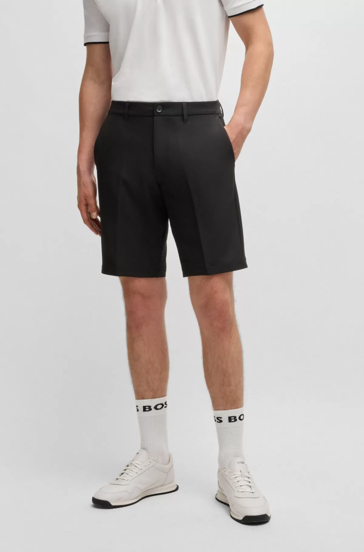 HUGO BOSS Slim Fit Shorts I Vandskyende Og Strygelet Stof Sort Fashion