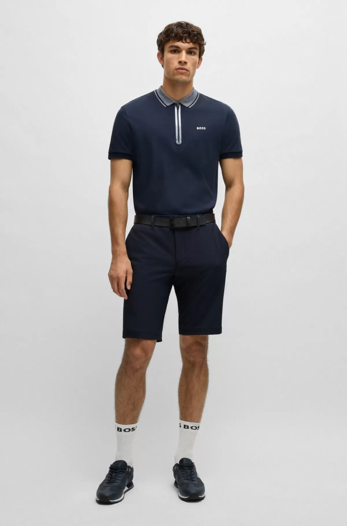 HUGO BOSS Slim Fit Shorts I Vandskyende Og Strygelet Stof Mørkeblå Clearance