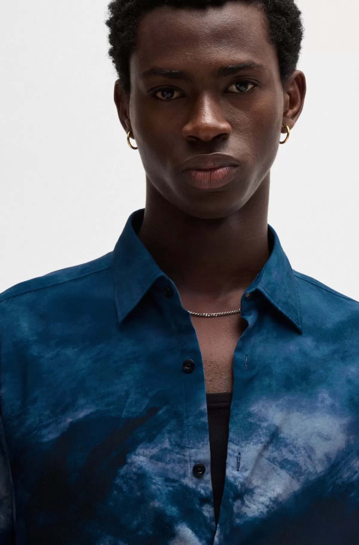 HUGO BOSS Slim Fit Skjorte I Poplin Med Abstrakt Print Blå Online