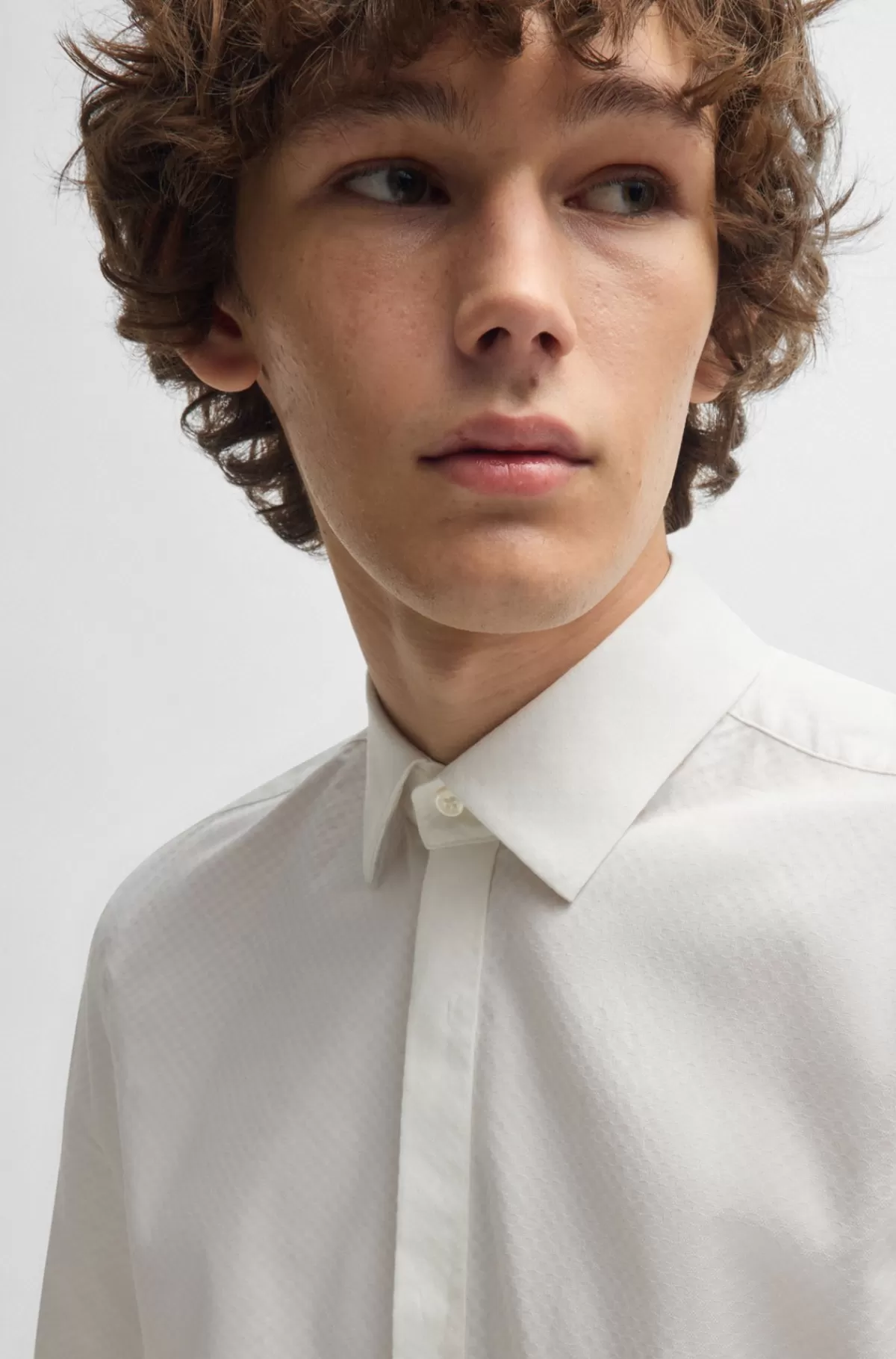 HUGO BOSS Slim Fit Skjorte I Struktureret Bomuld Med Stræk Hvid Outlet