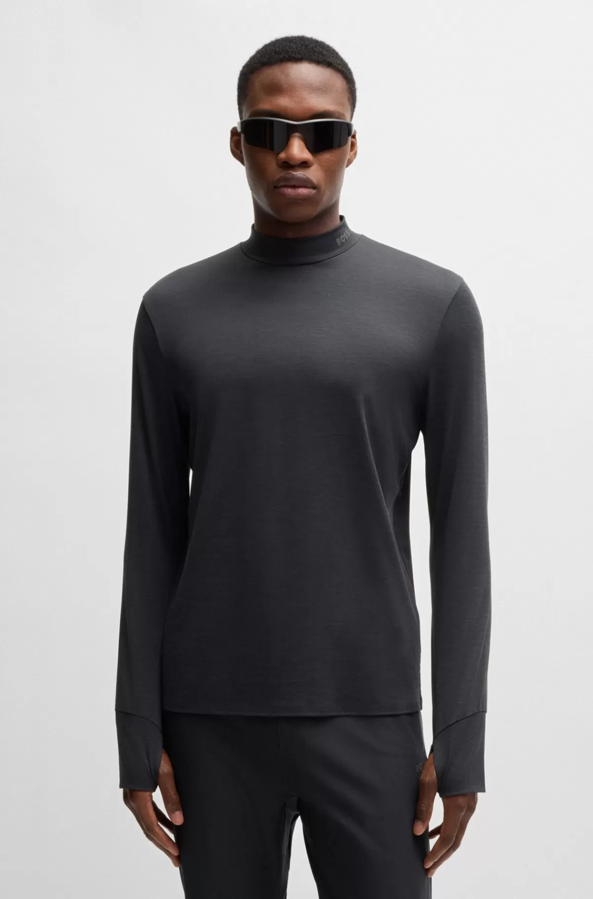 HUGO BOSS Slim Fit T-shirt Med Lange ærmer Og Temperaturregulerende Stof Sort Online