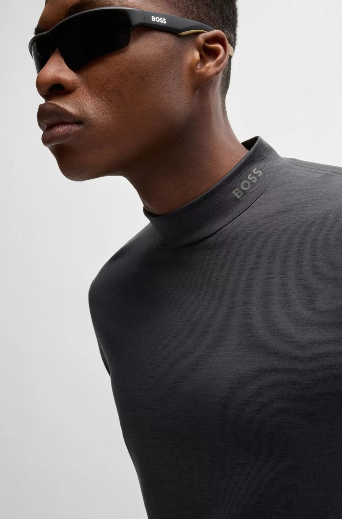 HUGO BOSS Slim Fit T-shirt Med Lange ærmer Og Temperaturregulerende Stof Sort Online