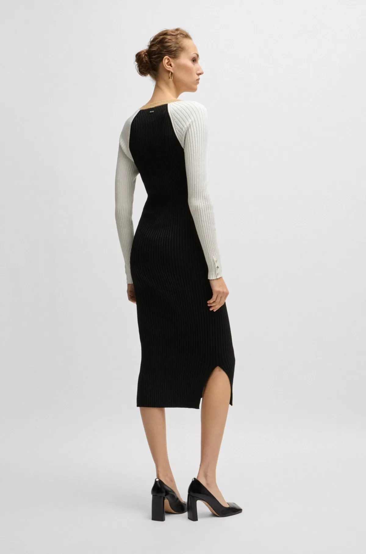 HUGO BOSS Strikket Kjole Med V-hals I Metalliseret Stof Sort/hvid/beige Online