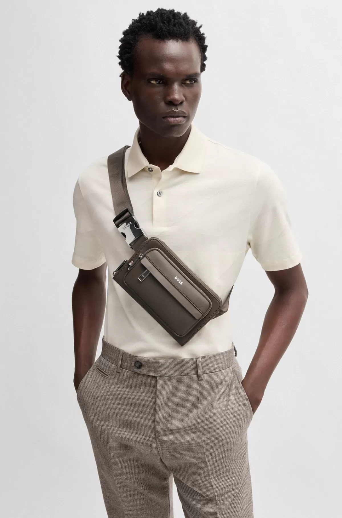 HUGO BOSS Struktureret Crossbody-taske Med Brandede Detaljer Grøn Fashion