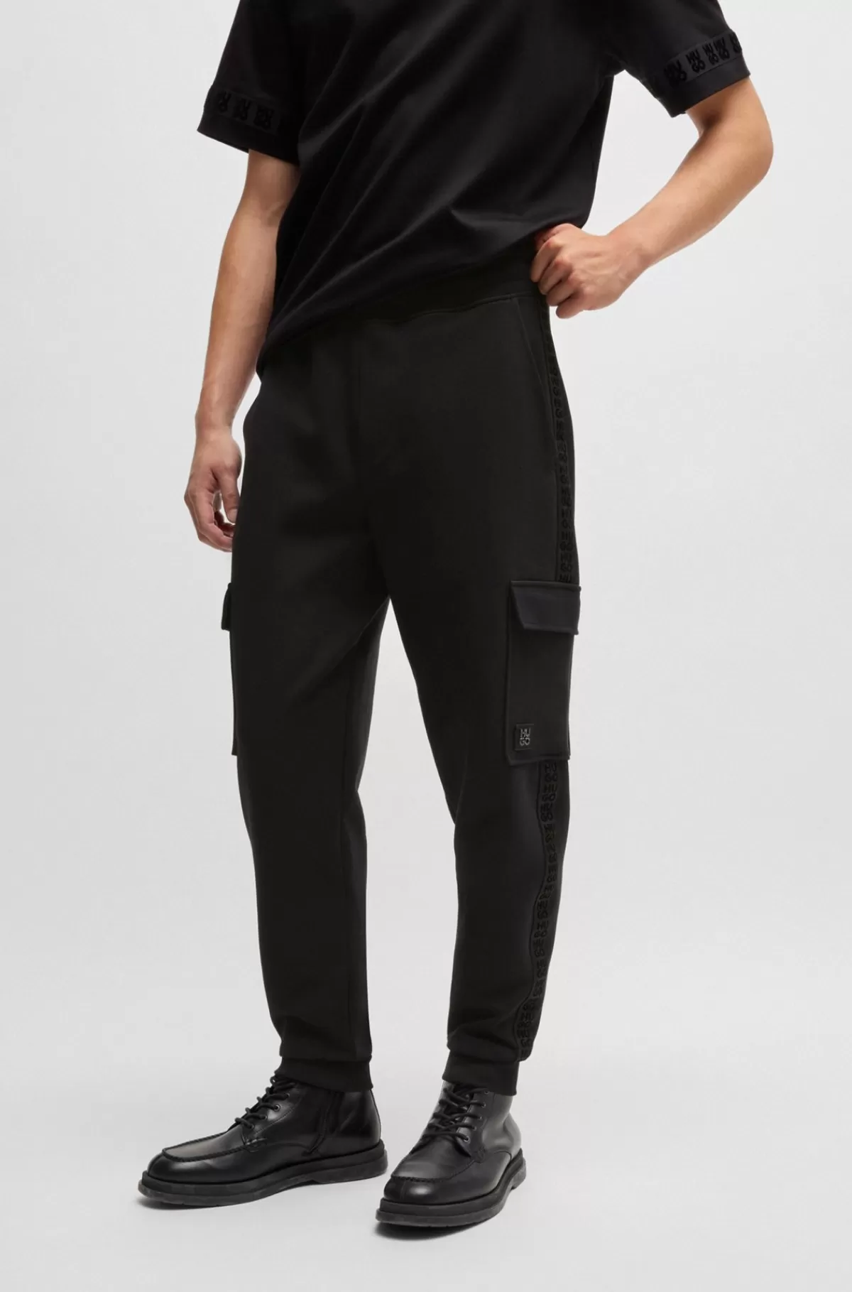 HUGO BOSS Tracksuit-bukser I Strækbomuld Med Stablet Logo Sort Discount