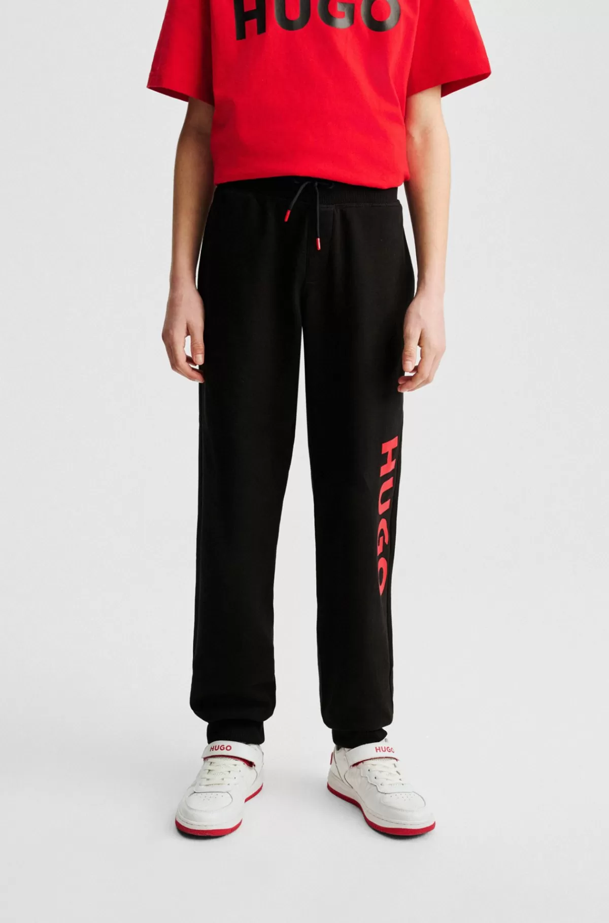 HUGO BOSS Tracksuit-bukser Til Børn I Bomuldsblanding Med Lodret Logoprint Sort Shop