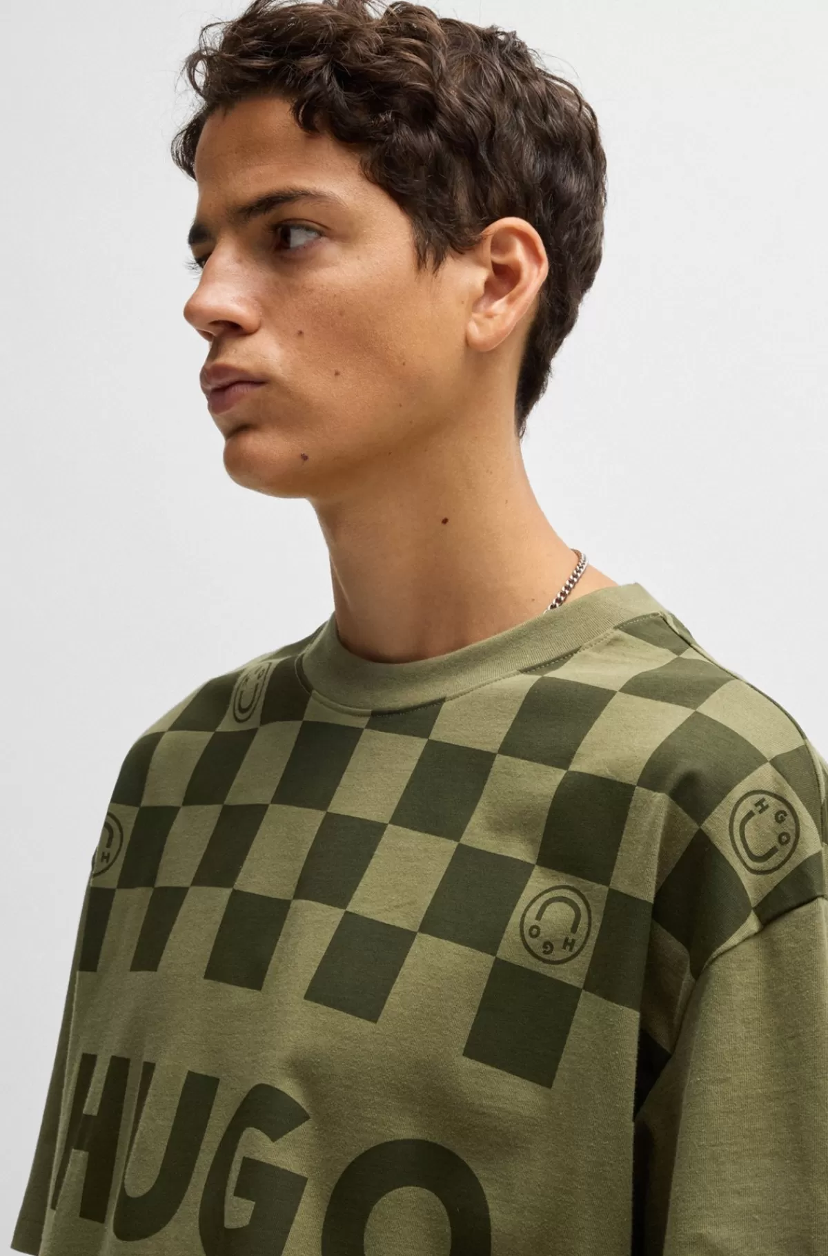 HUGO BOSS T-shirt Med Loose Fit I Bomuldsjersey Med Skakternet Print Grøn Hot