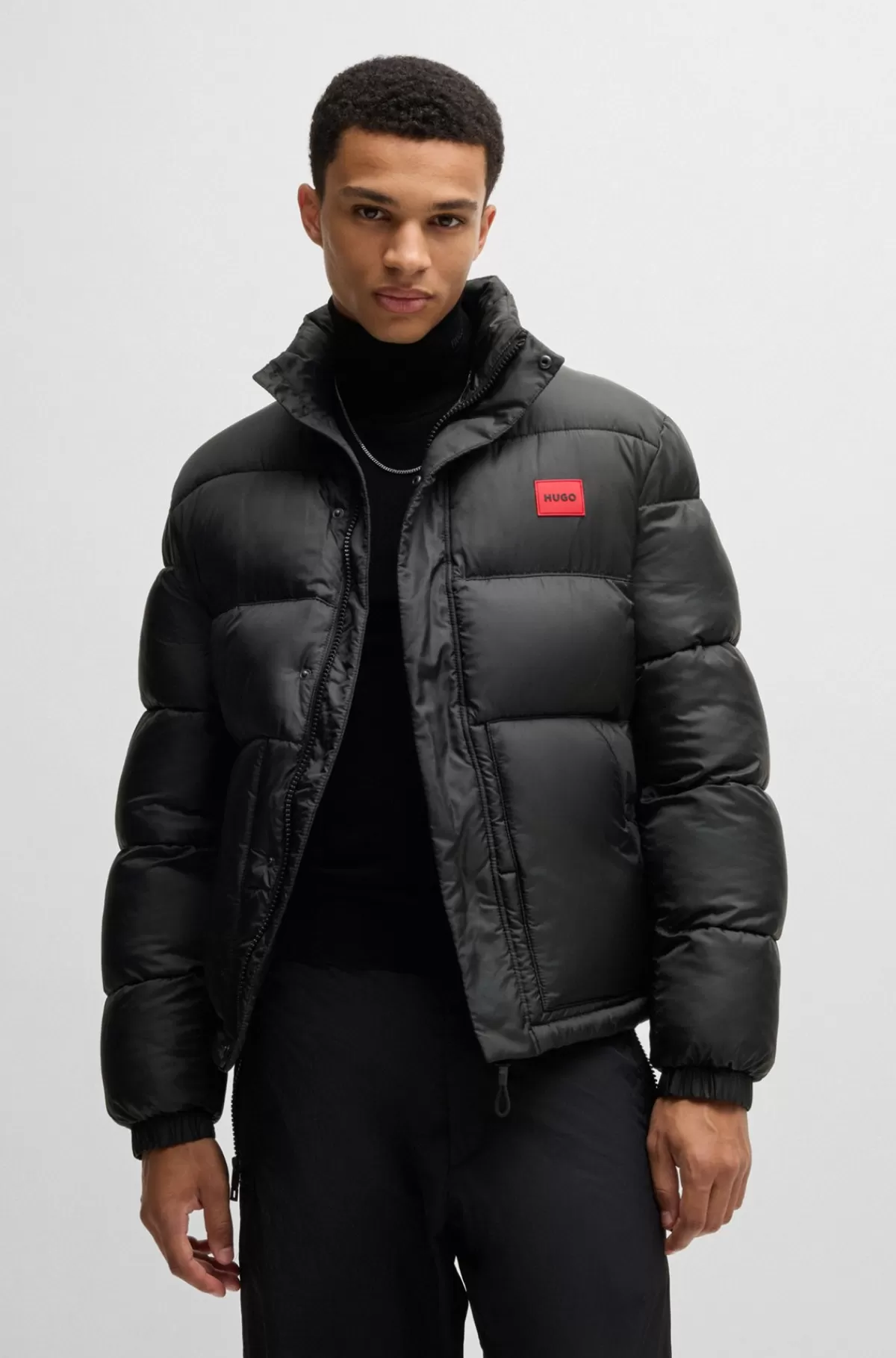 HUGO BOSS Vandskyende Pufferjakke Med Rødt Logomærkat Sort Best Sale