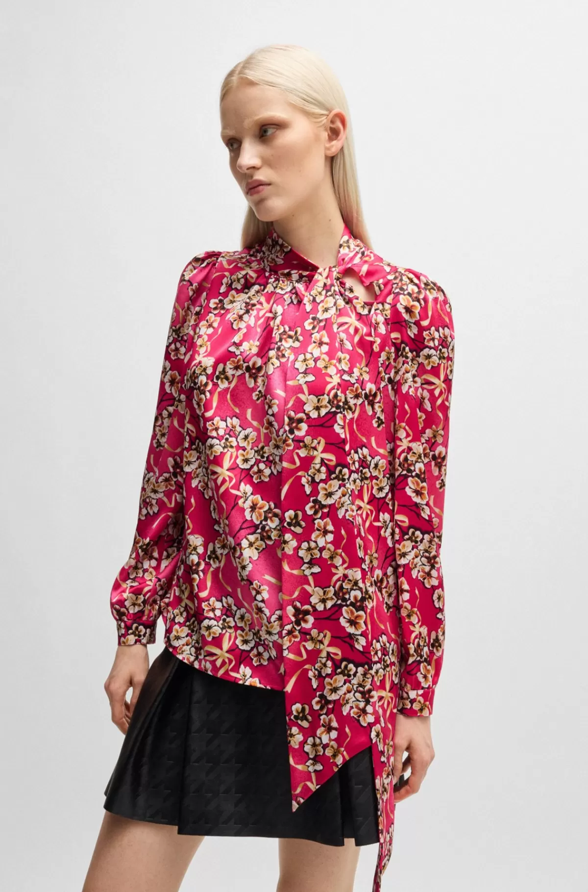HUGO BOSS Voluminøs Skjorte Med Regular Fit Og Blomsterprint Lyserød mønstret New