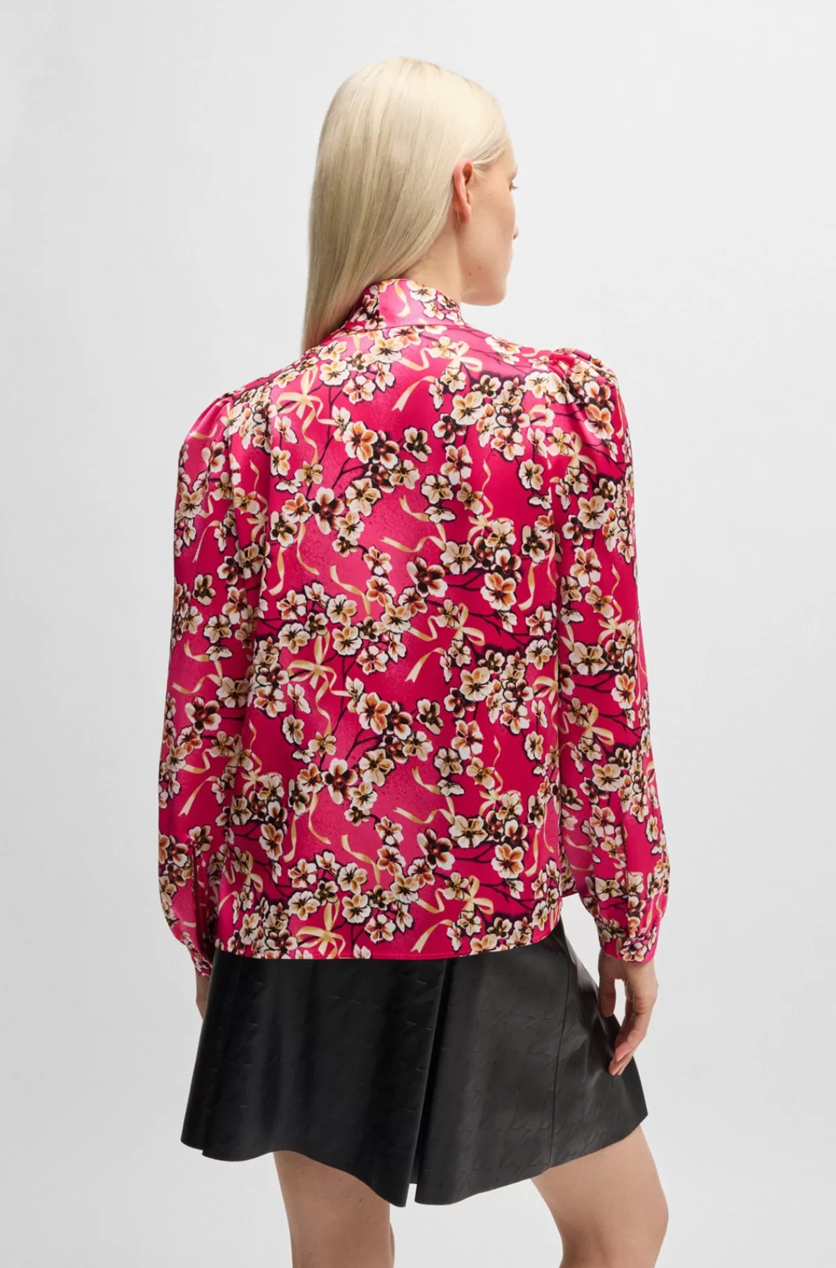 HUGO BOSS Voluminøs Skjorte Med Regular Fit Og Blomsterprint Lyserød mønstret New